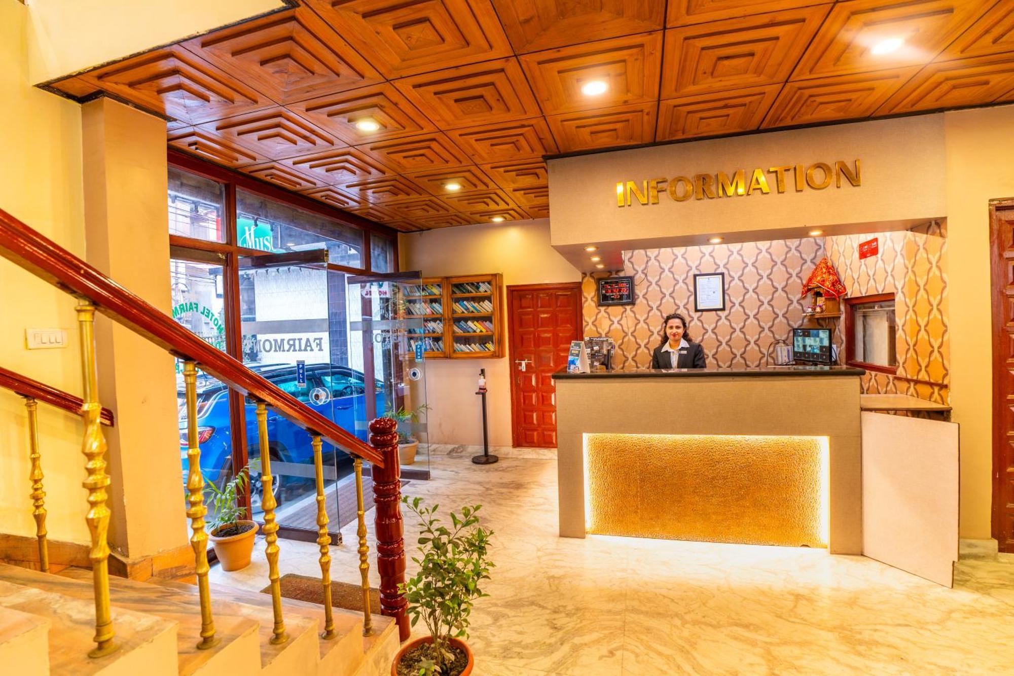 Muscatel Fairmont - 100 Mts From Mall Road 大吉岭 外观 照片