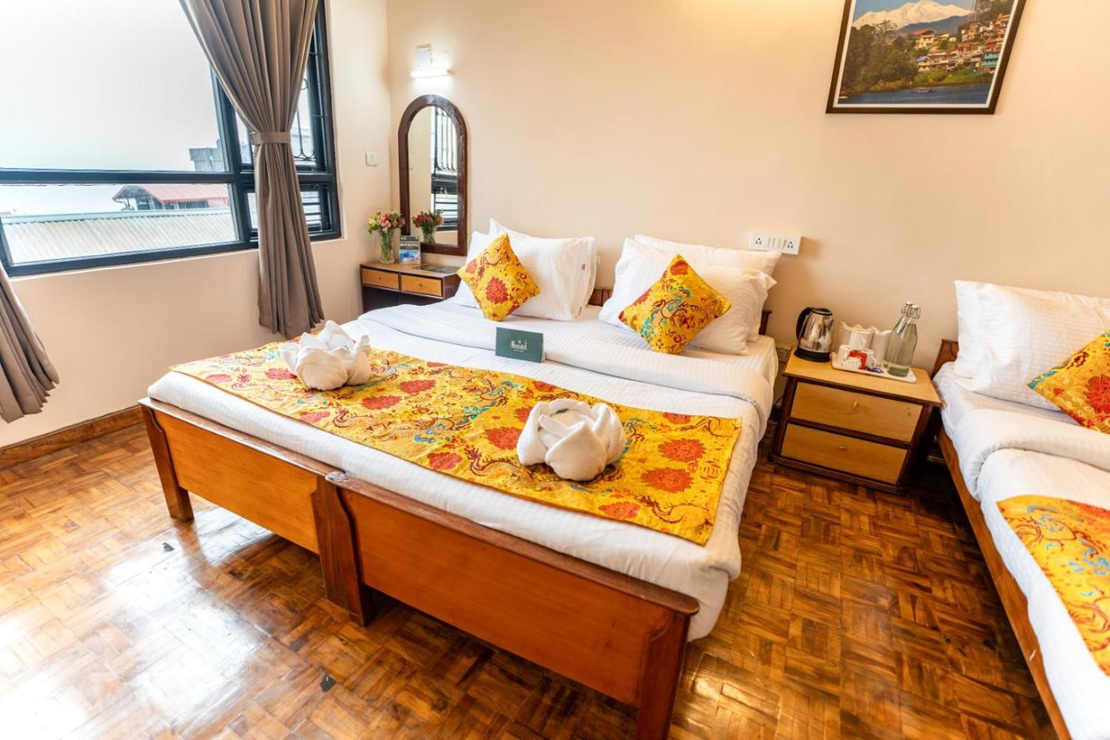 Muscatel Fairmont - 100 Mts From Mall Road 大吉岭 外观 照片